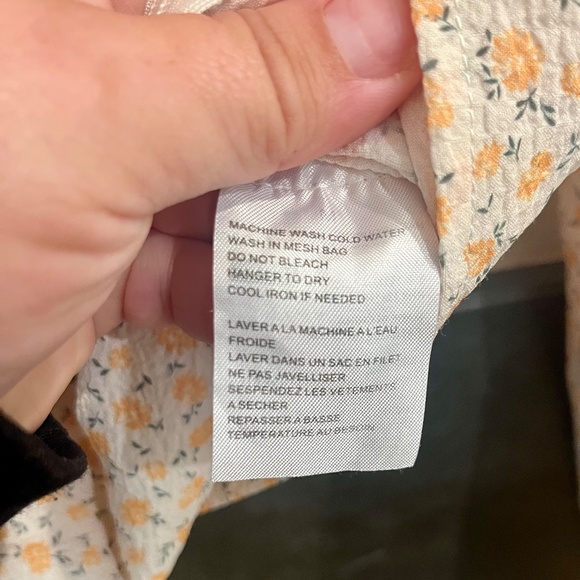 Elodie Yellow Dainty Floral Flower Balloon Sleeve Crop Top Blouse Medium - Picture 8 of 8